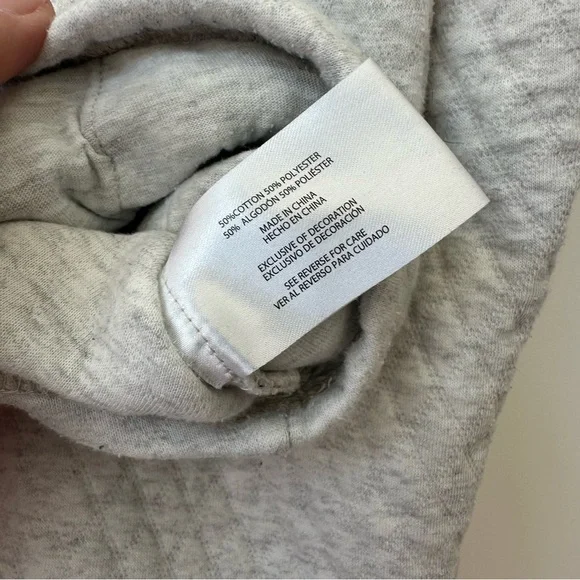 Eddie Bauer Quilted Half-Zip Pullover - Picture 4 of 5